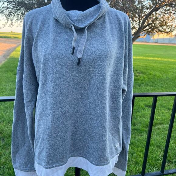 Under Armour women’s M, Loose  top.  Drawstring collar, white cuffs & waist band - Picture 2 of 5